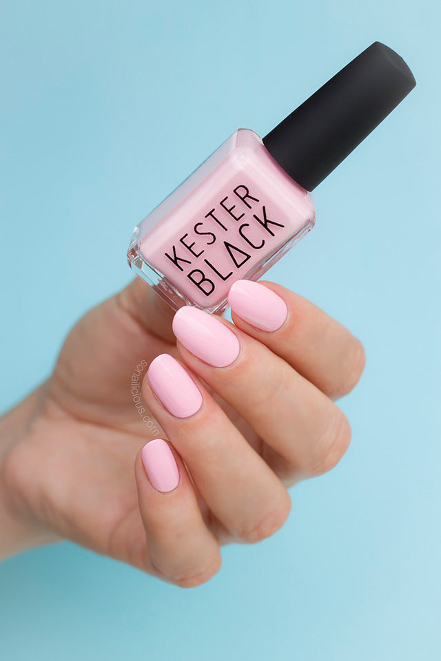 light pink nails, kester black