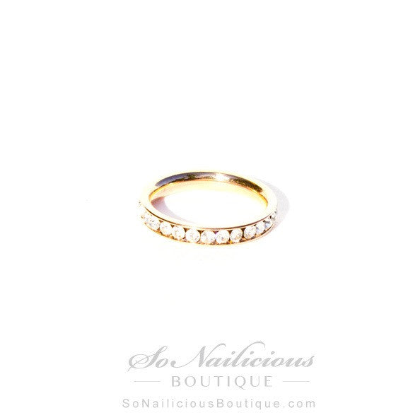 Minimalist Gold Ring With Diamantes - ONLY 2 LEFT!
