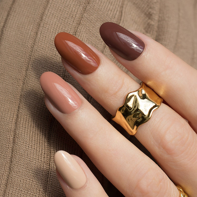 brown_nails_with_molten_gold_ring
