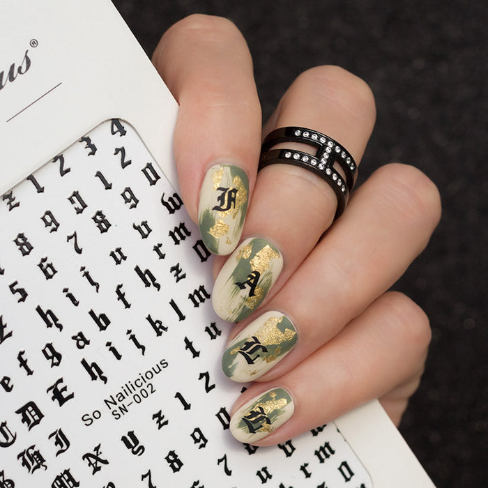 Calligraphy nails